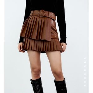 Zara Leather Skirt Sz S